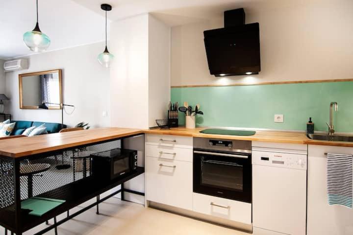 Precioso Y Tranquilo Apartamento En Sevilla エクステリア 写真